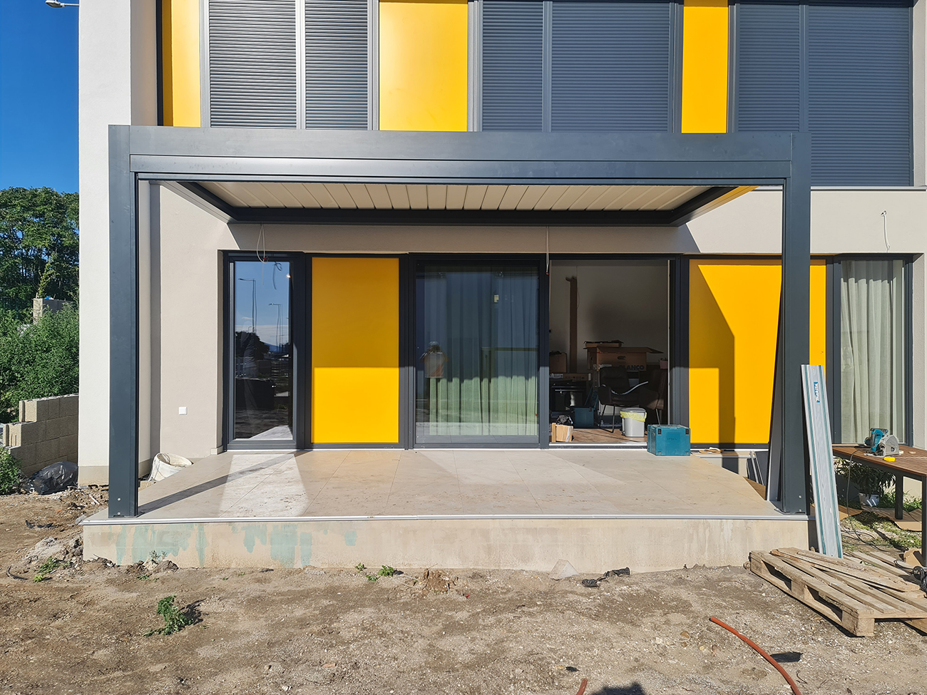 Bioklimatikus (sunguard) pergola tervezése és telepítése Budapesten, 2022-ben