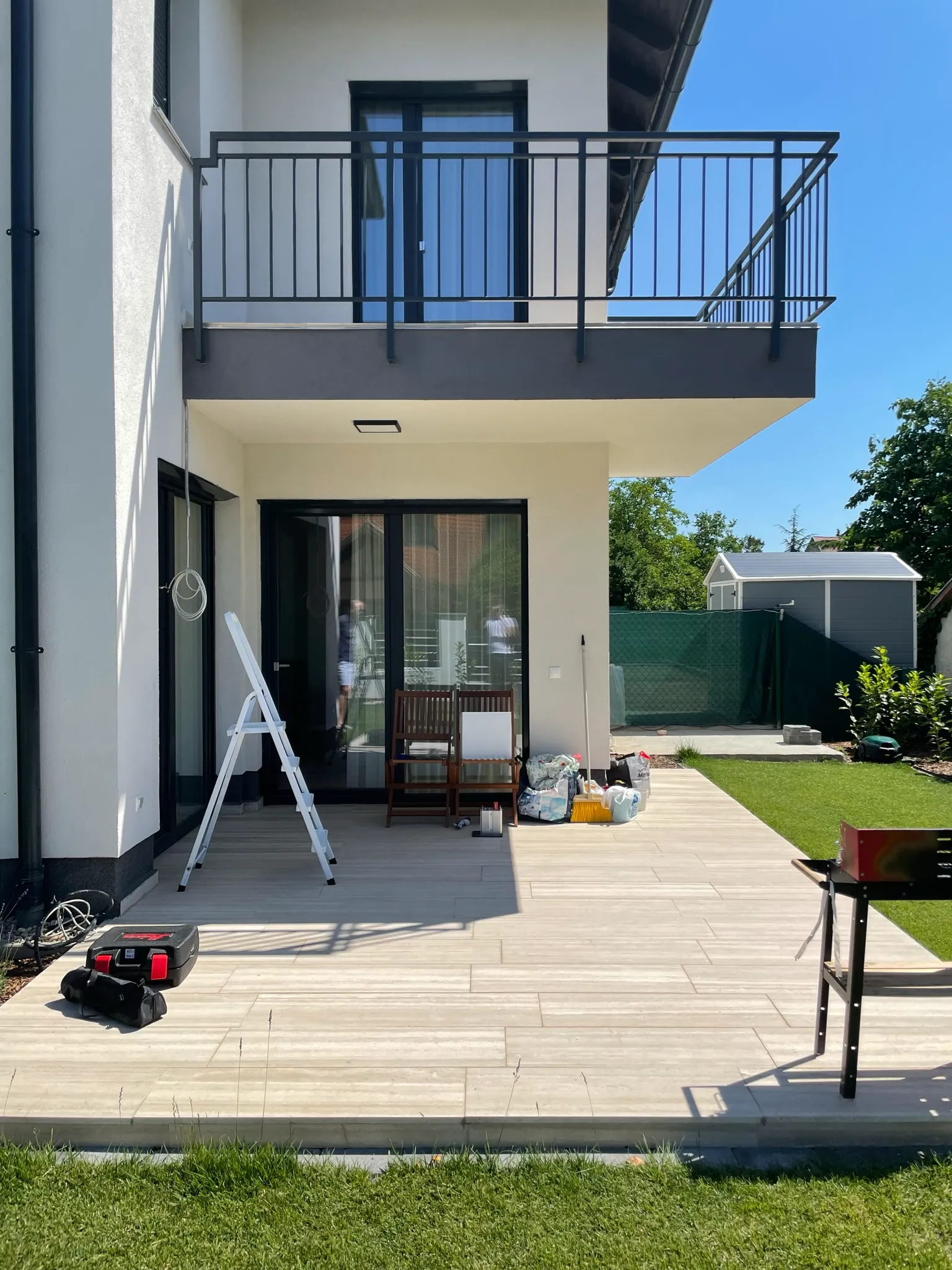 Bioklimatikus (sunguard) pergola tervezése és telepítése Budapesten, 2022-ben