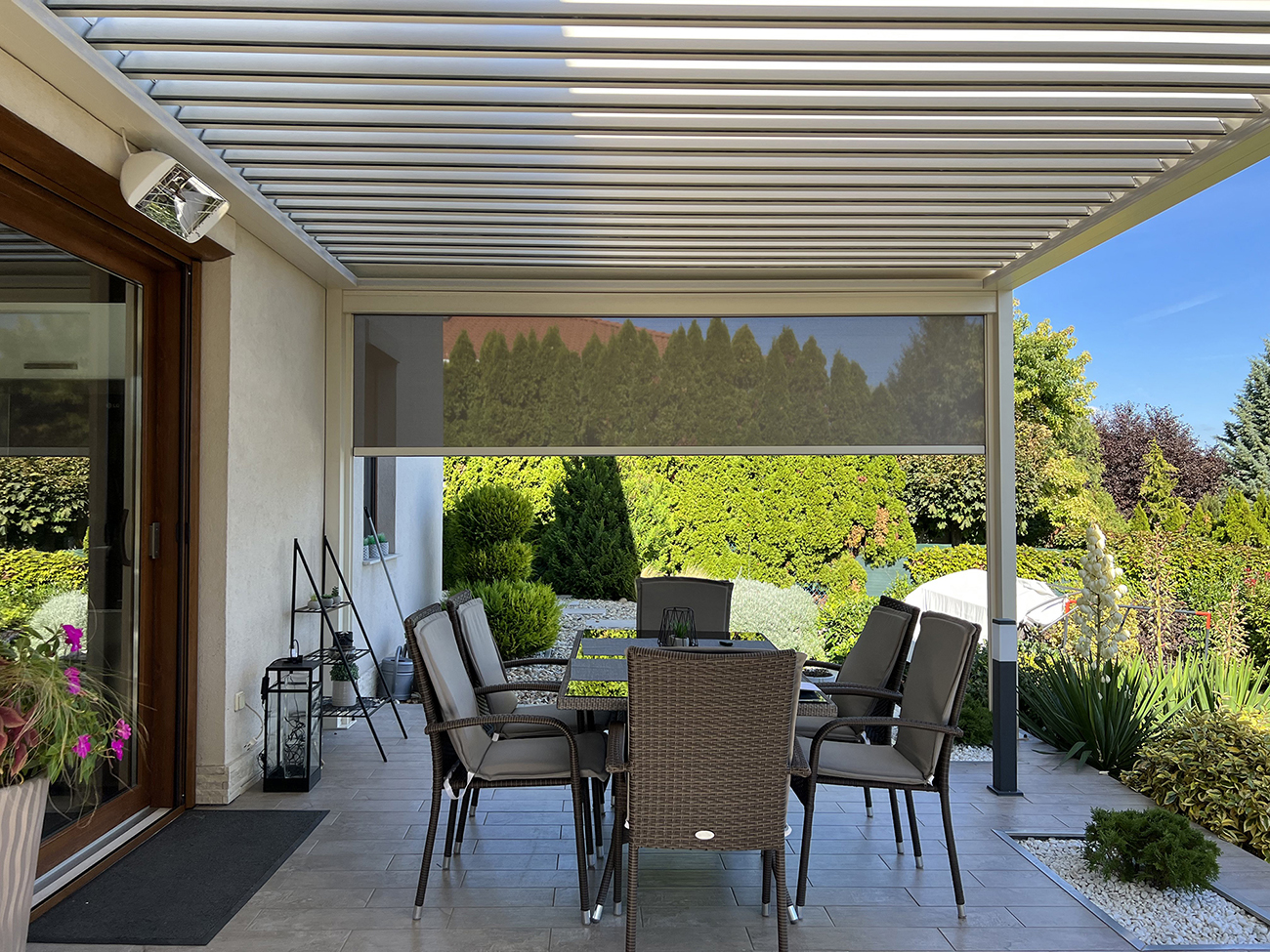 Bioklimatikus (sunguard) pergola tervezése és telepítése Budapesten, 2022-ben