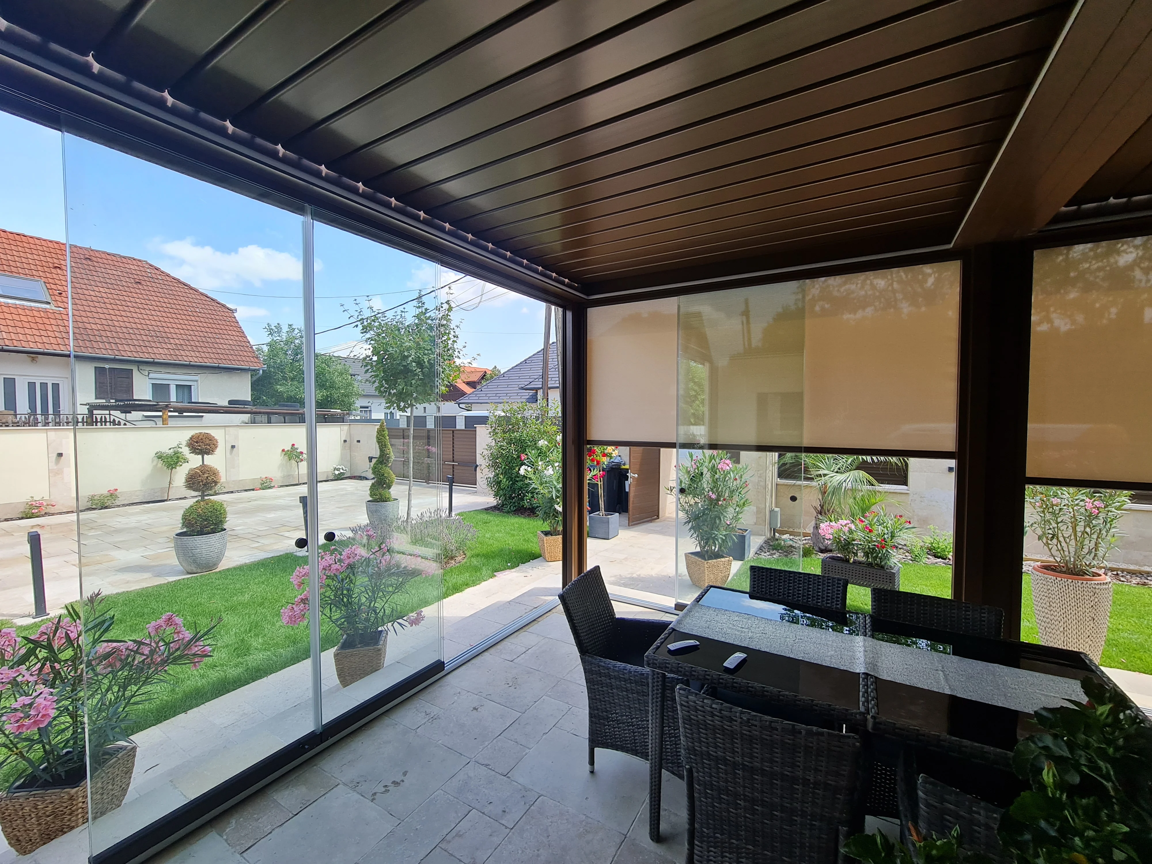 Bioklimatikus (sunguard) pergola tervezése és telepítése Budapesten, 2022-ben