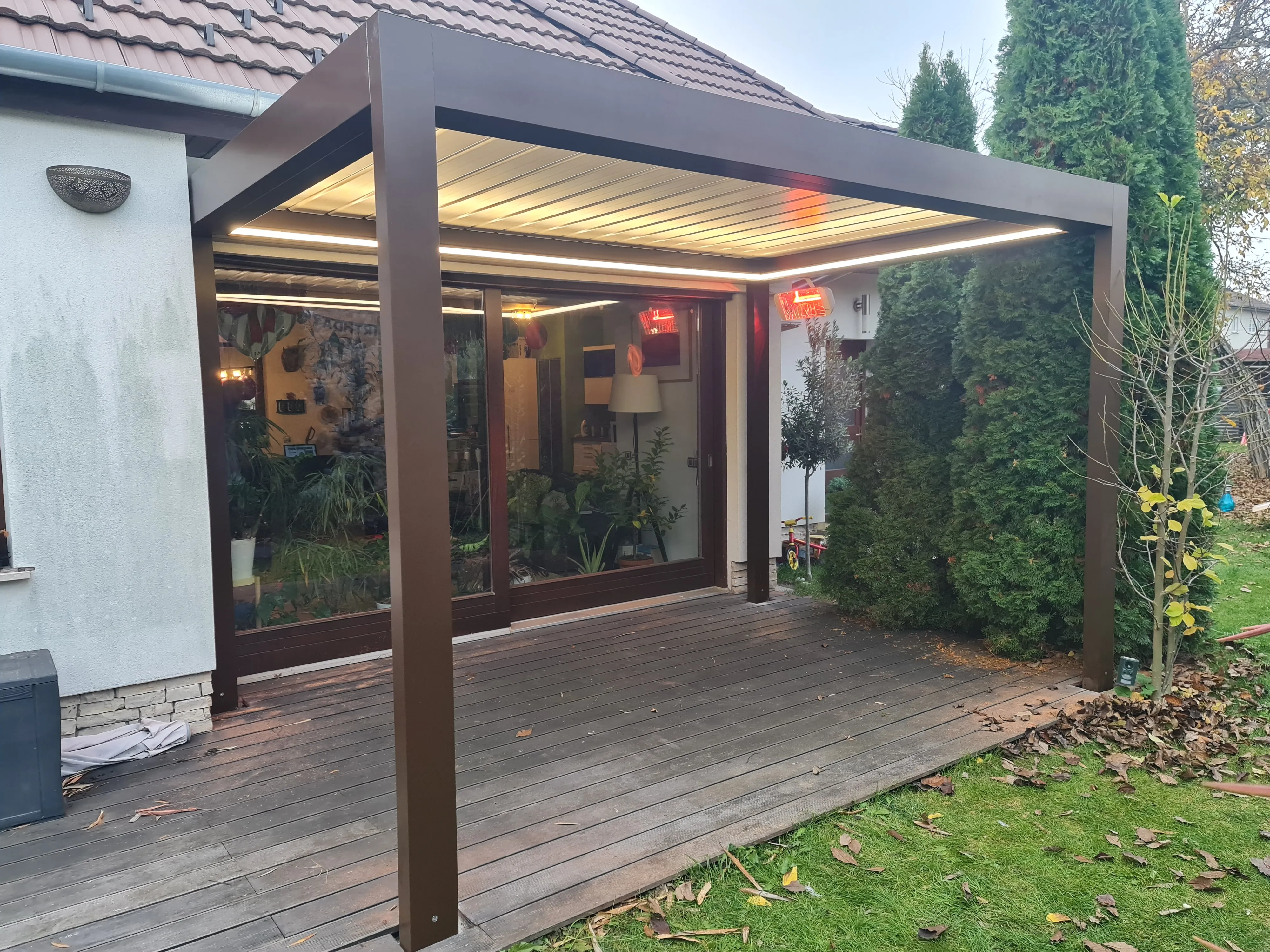 Bioklimatikus (sunguard) pergola tervezése és telepítése Budapesten, 2022-ben