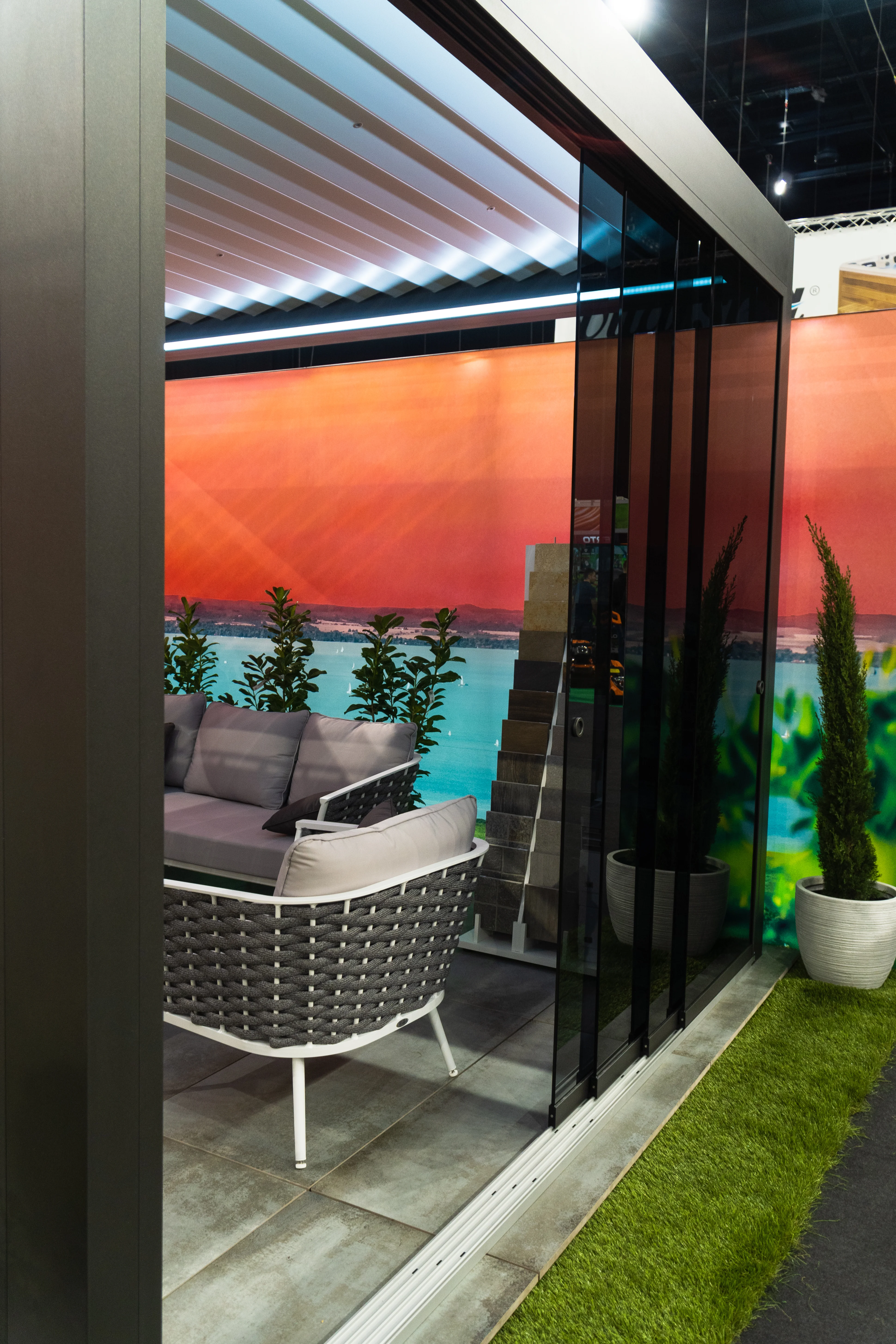 Bioklimatikus (sunguard) pergola tervezése és telepítése Budapesten, 2022-ben