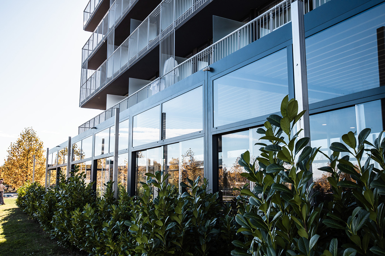 Bioklimatikus (sunguard) pergola tervezése és telepítése Budapesten, 2022-ben