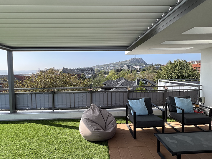 Bioklimatikus (sunguard) pergola tervezése és telepítése Budapesten, 2022-ben